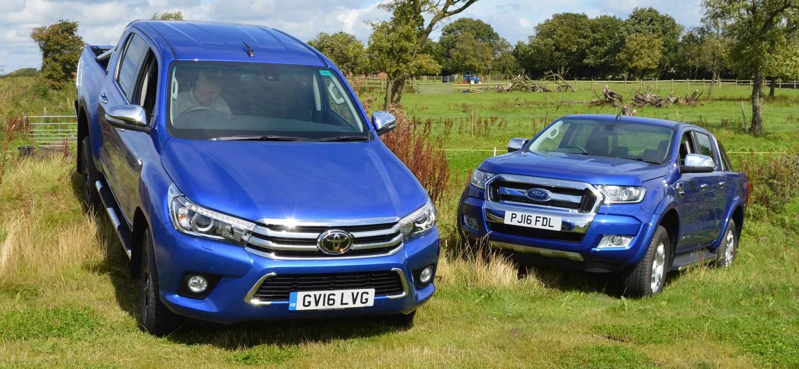 Ford Ranger vs Toyota Hilux